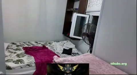 Çok Iyi Bee, Çift Türk