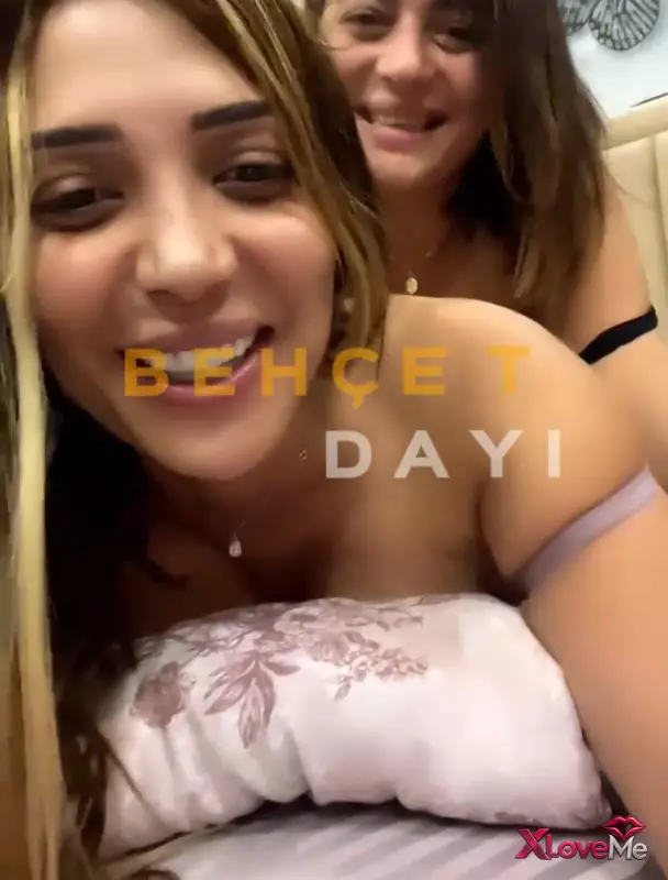Meley ifşa 2 azgın kaşarın canlı yayınını seyret