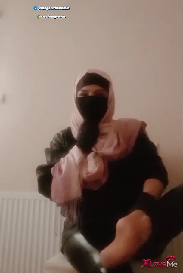 Sahibe Porno — Mistress Nilüfer ifşa – Türk Türbanlı Sahibe Vol 4 — Mistress Nilüfer