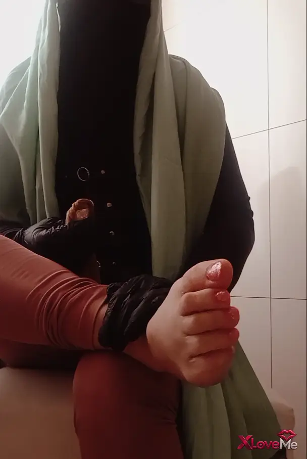 Sahibe Porno — Mistress Nilüfer ifşa – Türk Türbanlı Sahibe Vol 8 — Mistress Nilüfer