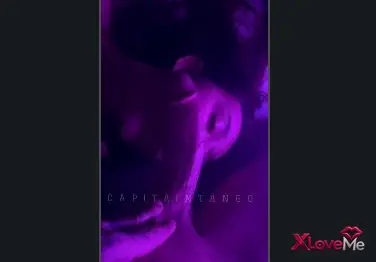 Evli Çift — Türk Porno Sakso Naz Elbir kocaman yarrağı ağzına aldı — Naz Elbir