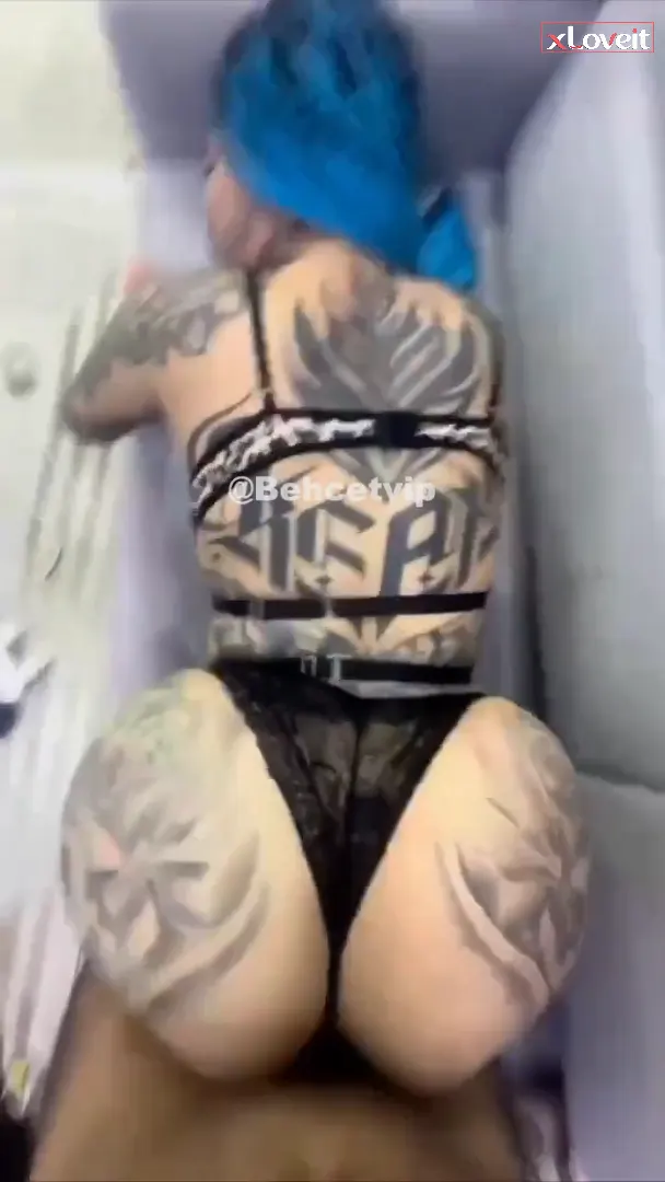 Raperin Porno — Raperin Porno Kısa sikiş videosunda inledi — Raperin Yılmaz