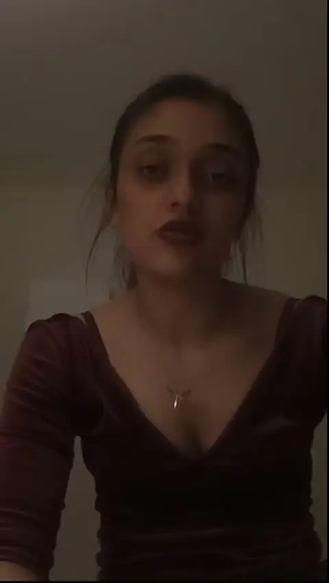 Tugçe 1 1 — Tuğçe