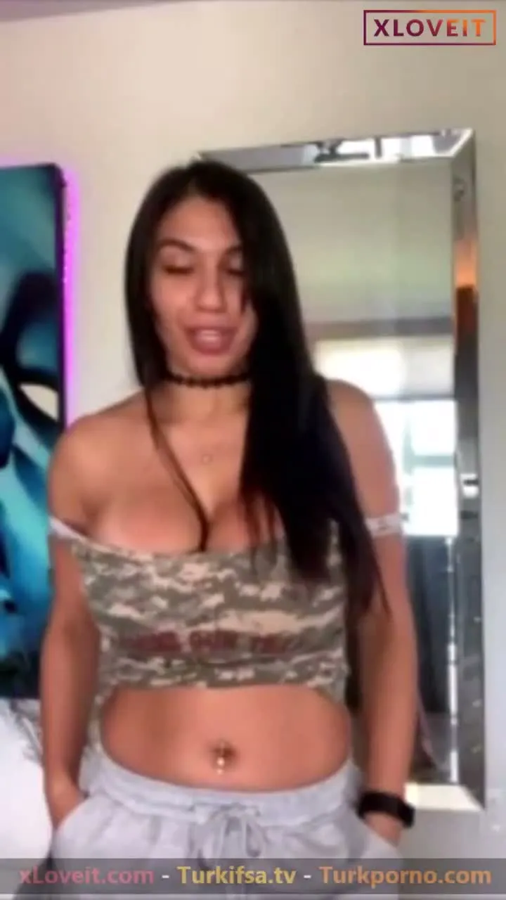 Ayla Günsüz ifşa Sexy Kıbrıslı hatundan kalça show seyret — Ayla Günsüz — Canlı Yayınlar