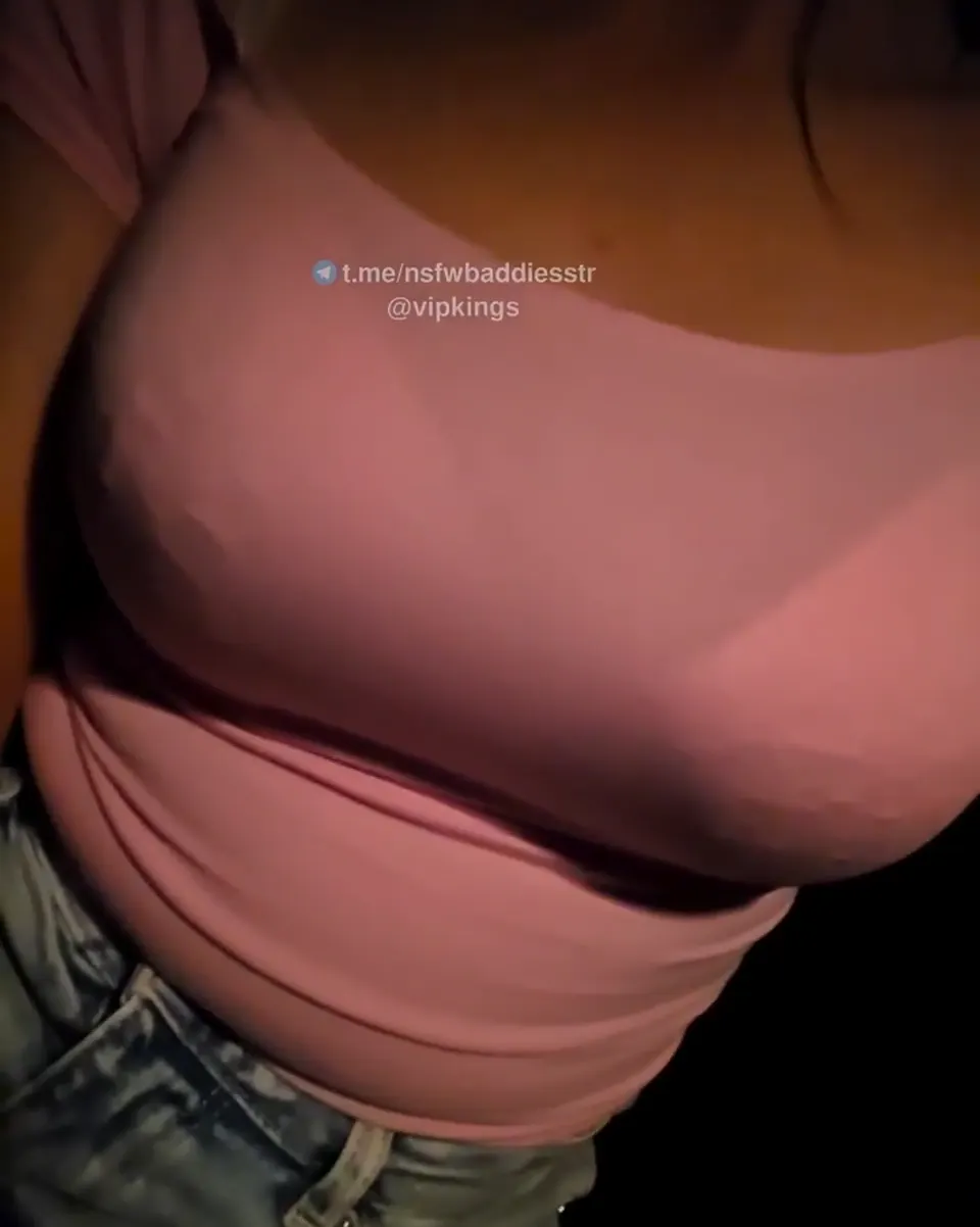 Jasmine ifşa – Türk Stripchat hatunu arabada yayında — Canlı Yayınlar