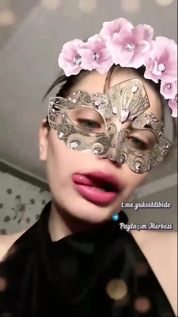 Lara🐾🐾   Tango Live 2024-11-22 03-30-40 (1) — Tango Lara — Canlı Yayınlar