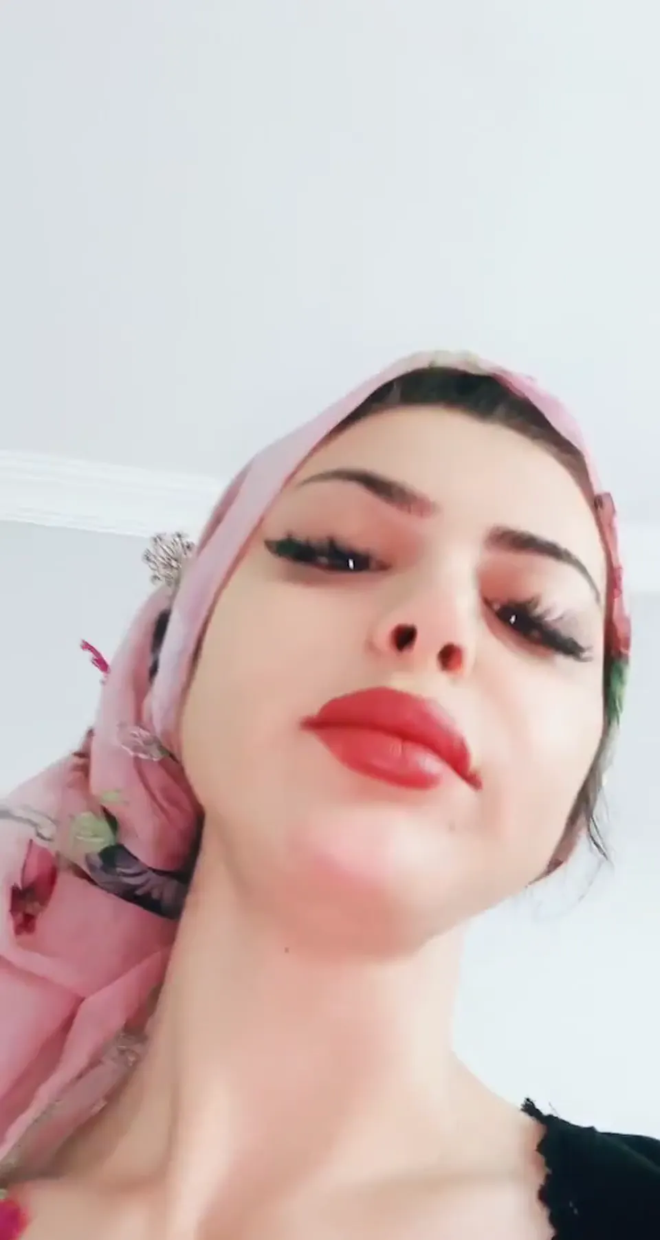 Ponçik özlem ifşa Türbanlı kızın tango videoları Part 4 — Ponçik Özlem — Canlı Yayınlar