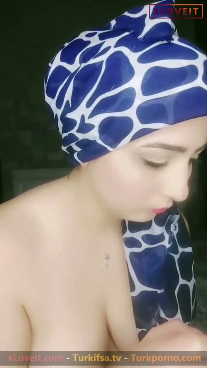Sulu Kuduruk ifşa Türbanlı kızın Tango yayınını seyret — Sulu Kuduruk — Canlı Yayınlar