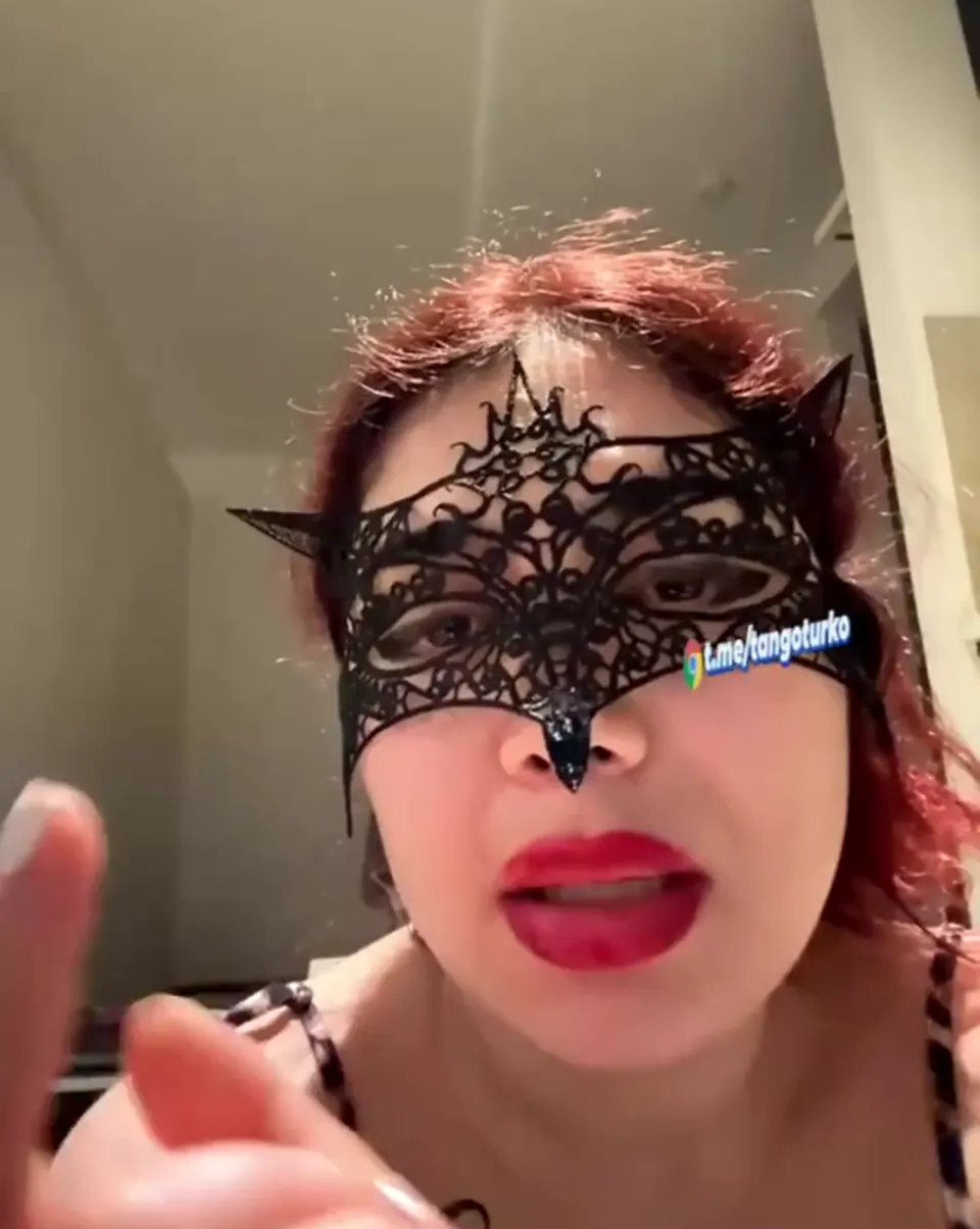 Tango Buse ifşa Anal götten yediği hikayeyi anlattı — Tango Buse — Canlı Yayınlar