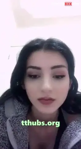 Tango Derya diz çöküp amını parmaklıyor - Porno Video — Türk ifşa