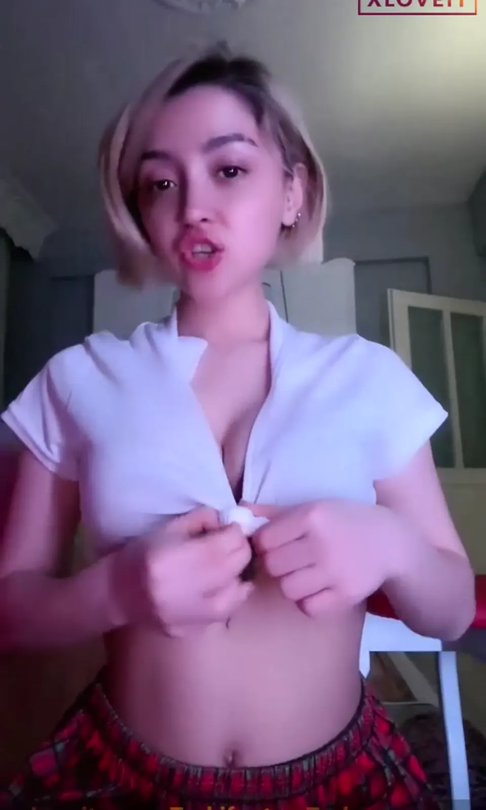Tango Lara ifşa Canlı yayında meme amcık gösterdi — Tango Lara — Canlı Yayınlar