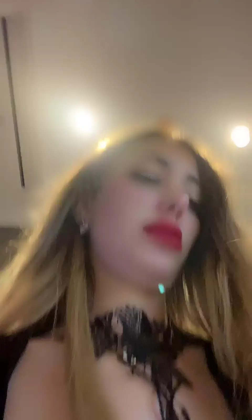 Tango Poine ifşa HD Canlı yayın videosunu seyret — Tango Poine — Canlı Yayınlar