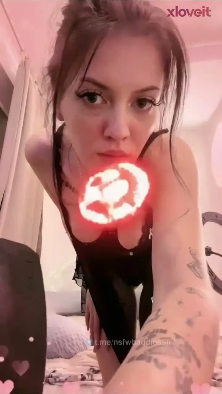 Tango Tati ifşa Sexy güzel kızdan nude yayın — Canlı Yayınlar