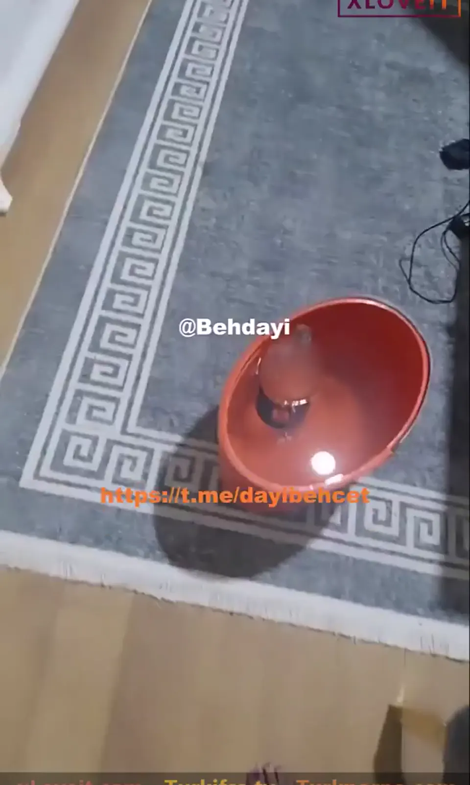Zayıf Sikiş Meryem canlı yayında iliklerine kadar kullanıldı — Meryem — Amatör Porno